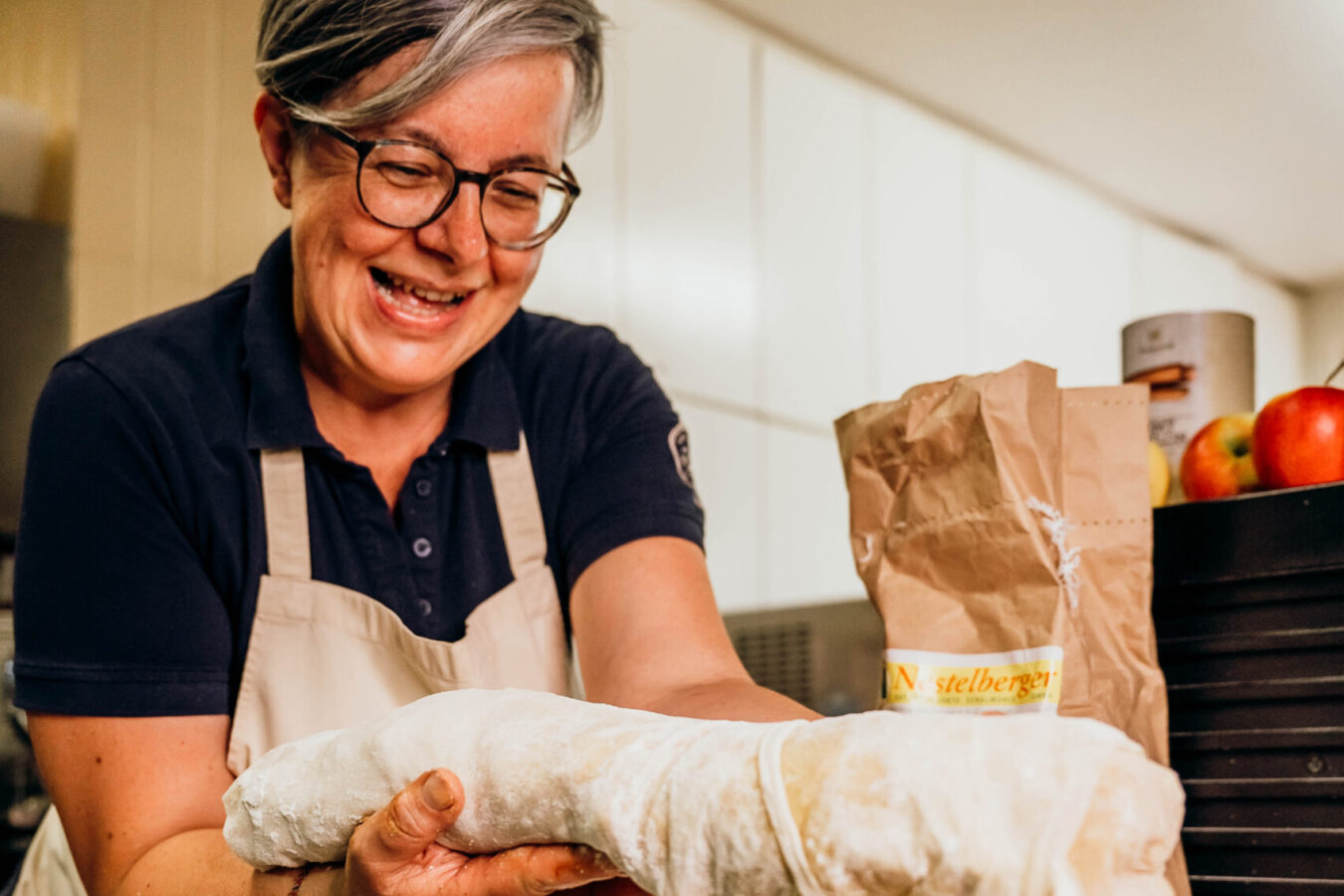 Ilse bäckt Strudel, No-Waste bei Ilse im Eberhard in der Steiermark