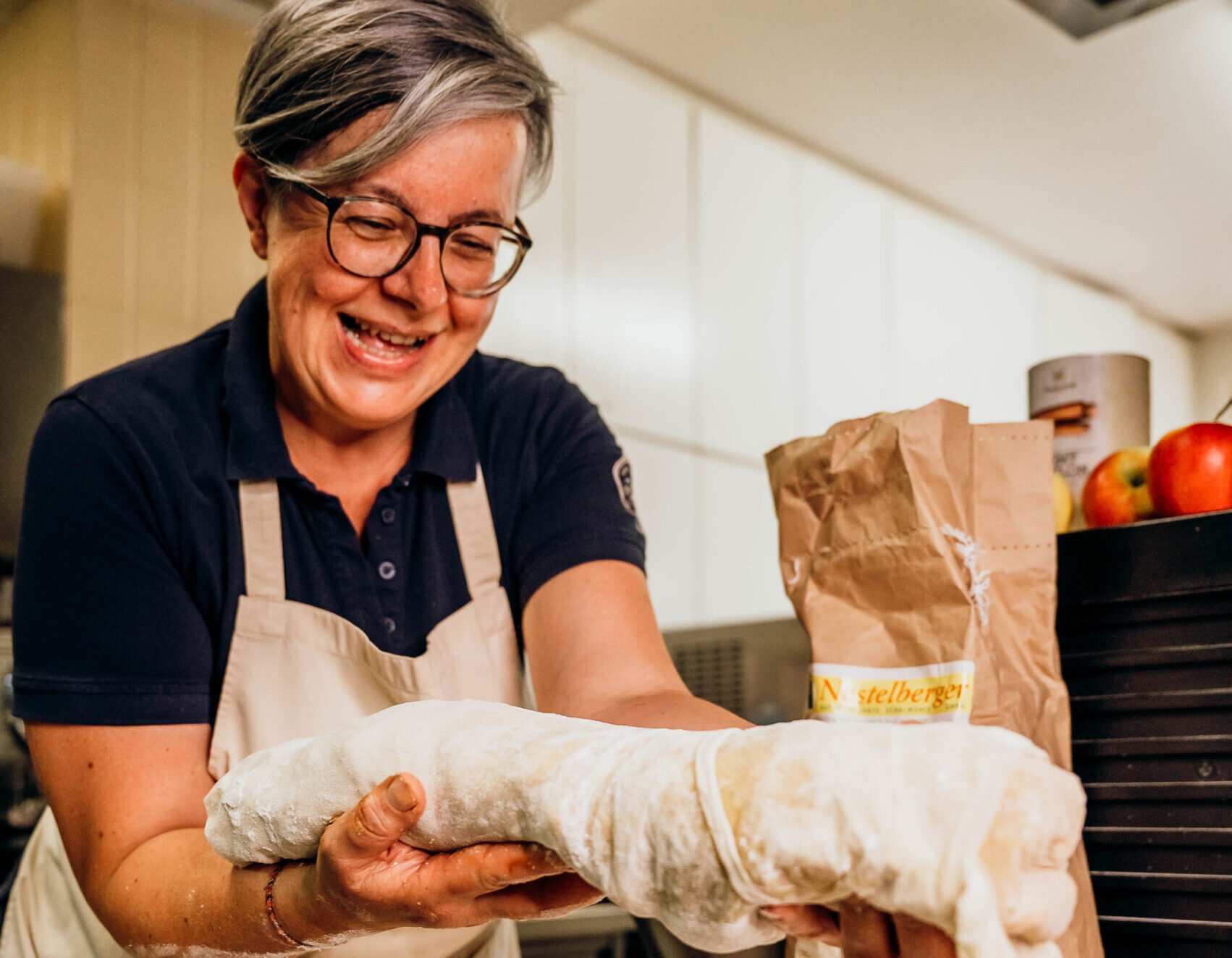 Ilse bäckt Strudel, No-Waste bei Ilse im Eberhard in der Steiermark